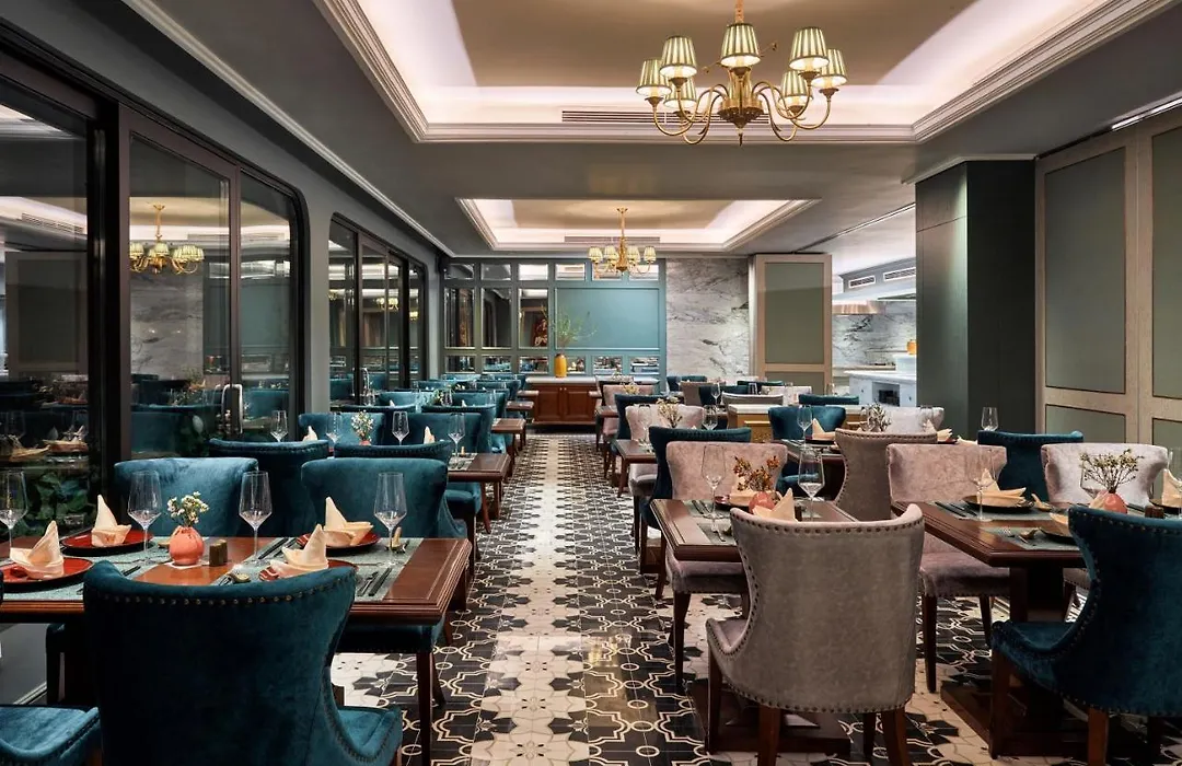 Peridot Grand Luxury Boutique Hotel-1