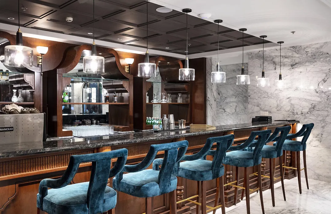 Peridot Grand Luxury Boutique Hotel-1