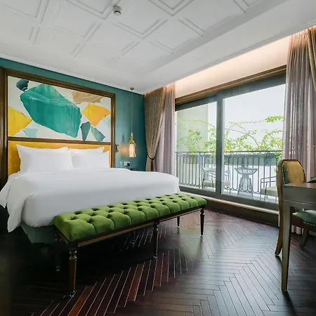 Peridot Grand Luxury Boutique Hotel-3